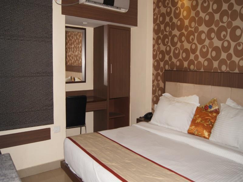 Hotel Siroy Classic Gauháti Kültér fotó